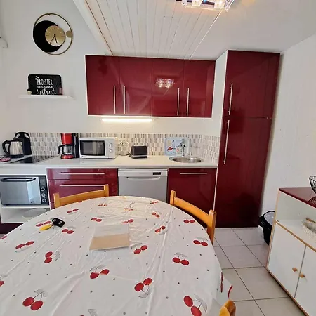 Maison Mitoyenne Climatisee Avec Piscine, Grande Terrasse, Proche A - Fr-1-326-809 *