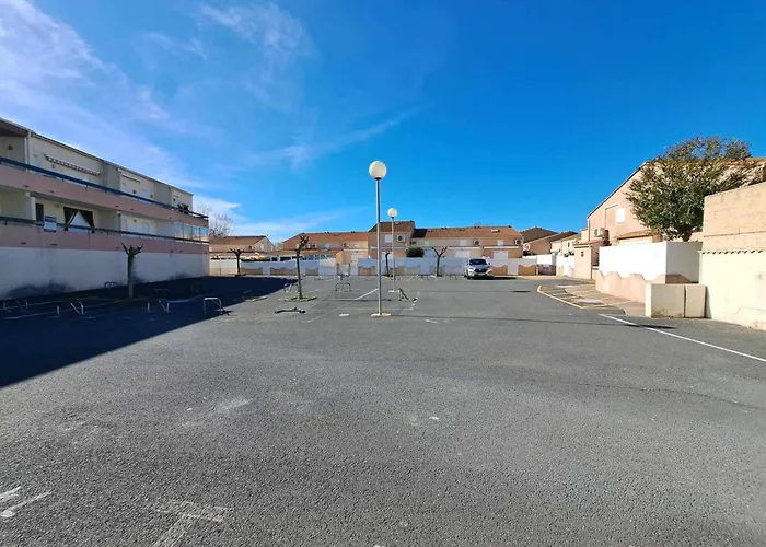 Maison Mitoyenne Climatisée Avec Piscine, Grande Terrasse, Proche à - Fr-1-326-809
